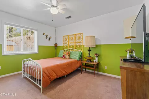 30320 Rollingoak Dr, Tehachapi, CA 93561 photo 13