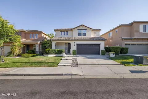 19924 Via Joyce Dr, Santa Clarita, CA 91350