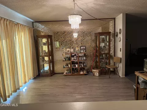 17341 Fairfax St, Fontana, CA 92336