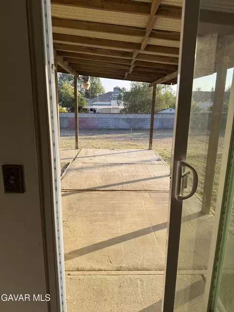 Exterior - 17341 Fairfax St, Fontana, CA 92336 photo 5 of 5