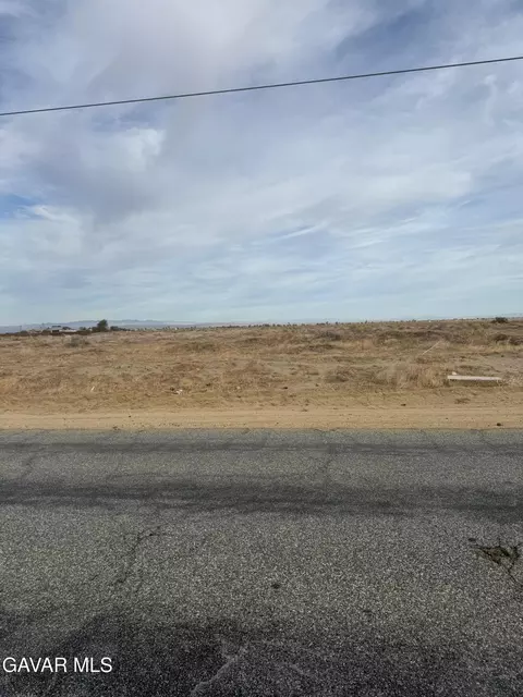 103 Rd St E Ave J, Lancaster, CA 93535