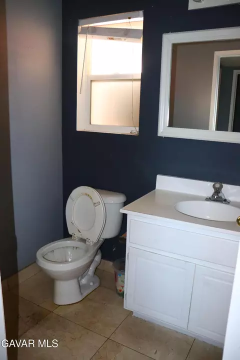 5642 Lighthouse Ln, Palmdale, CA 93552 photo 10