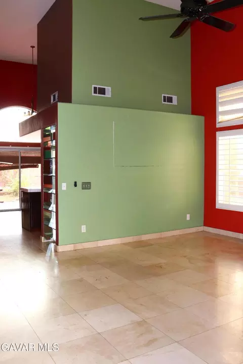 5642 Lighthouse Ln, Palmdale, CA 93552 photo 4