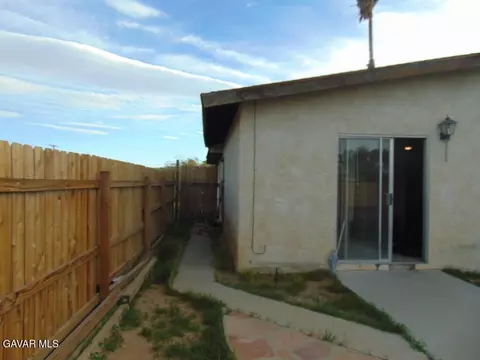 1332 Willow Ave W, Ridgecrest, CA 93555