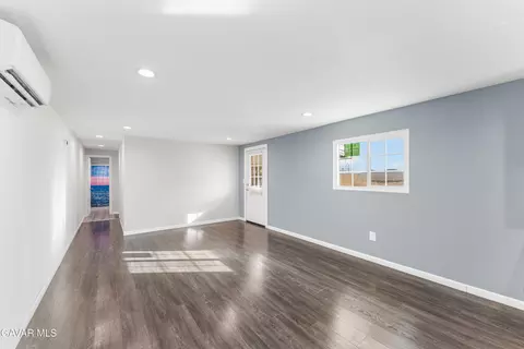 Living - 329 Trotter Ave E, Mojave, CA 93501 photo 1 of 2