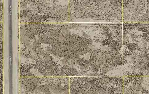 28 Th St West And E2, Lancaster, CA 93536 photo 5