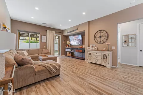 1413 Wild Olive Rd, Tehachapi, CA 93561 photo 10