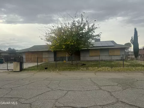 40247 174th St E, Palmdale, CA 93591