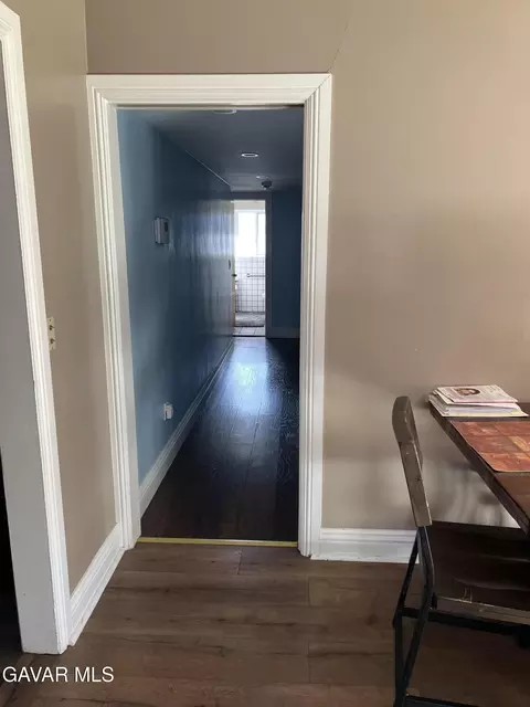 Entry Way - 37825 E 5th St, Palmdale, CA 93550 photo 1 of 1
