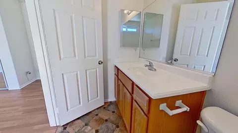 Bath - 38553 4th St E, Palmdale, CA 93550 photo 6 of 7