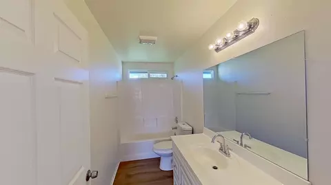 Bath - 38553 4th St E, Palmdale, CA 93550 photo 1 of 7