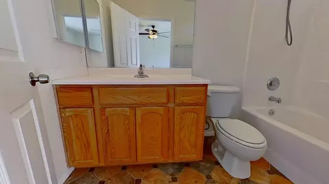 Bath - 38553 4th St E, Palmdale, CA 93550 photo 5 of 7
