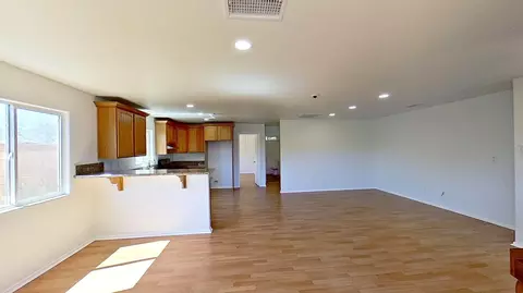 Living - 38553 4th St E, Palmdale, CA 93550 photo 1 of 1