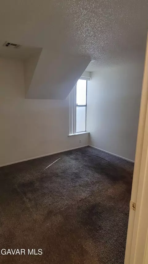 44520 15th St E UNIT 11, Lancaster, CA 93535 photo 8