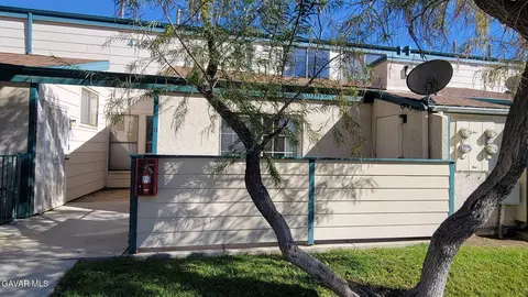44520 15th St E UNIT 11, Lancaster, CA 93535 photo 2