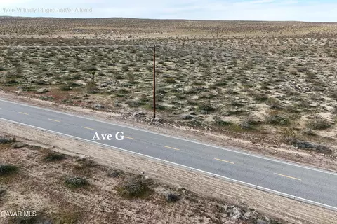 E Ave G, Lancaster, CA 93535 photo 3