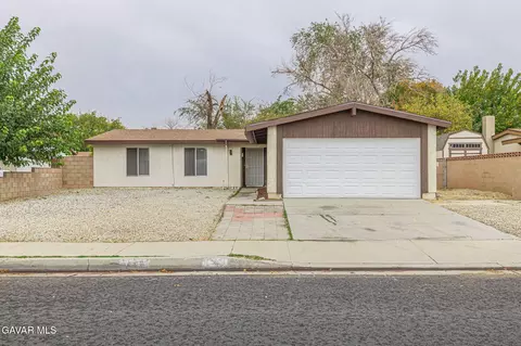 44256 Gingham Ave, Lancaster, CA 93535