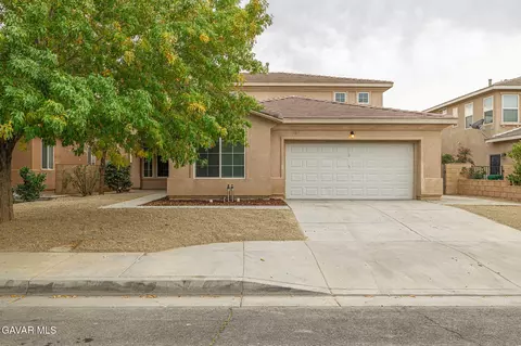 2834 Allessandra Ct, Lancaster, CA 93535