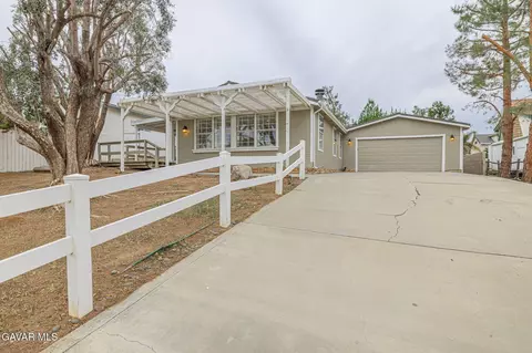 31811 2nd St, Acton, CA 93510 photo 2