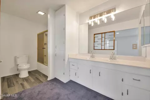 Bath - 44321 4th St E, Lancaster, CA 93535 photo 3 of 4