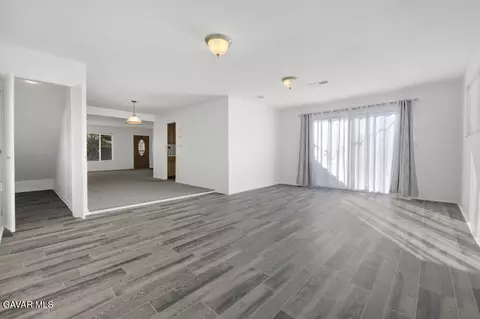 Living - 44321 4th St E, Lancaster, CA 93535 photo 6 of 7