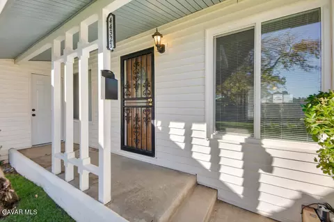 Exterior - 44321 4th St E, Lancaster, CA 93535 photo 2 of 5