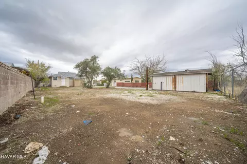 Exterior - 38020 12th St E, Palmdale, CA 93550 photo 7 of 7