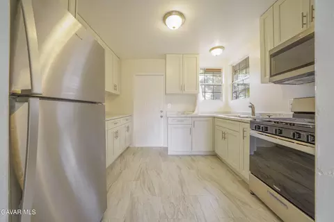 Kitchen - 38020 12th St E, Palmdale, CA 93550 photo 2 of 3