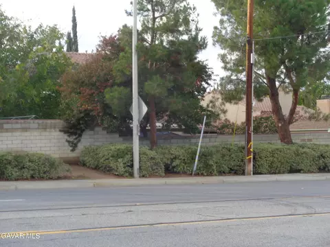40 Th Ste Ave S12 St E, Palmdale, CA 93550 photo 17