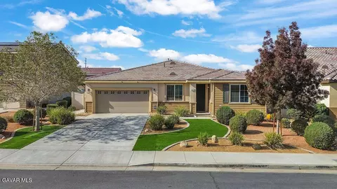 37775 Aquarius Cir, Palmdale, CA 93552