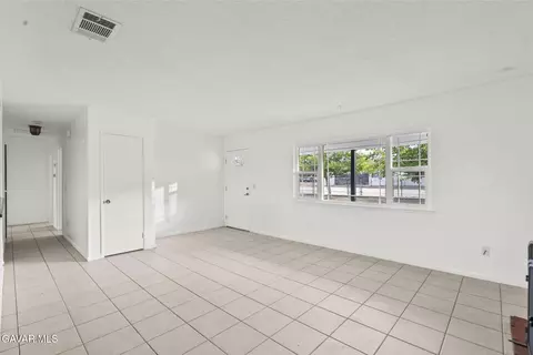 10115 E Avenue S10, Littlerock, CA 93543 photo 4