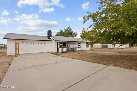 10115 E Avenue S10, Littlerock, CA 93543 photo 2