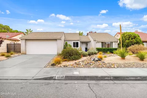 5538 Katrina Pl, Palmdale, CA 93552