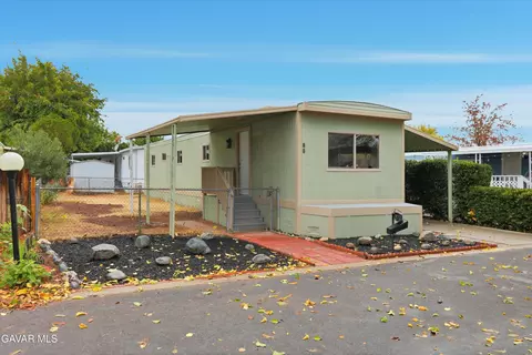 43850 20th St E #80, Lancaster, CA 93535