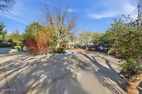 Exterior - 44005 90th St E, Lancaster, CA 93535 photo 31 of 67