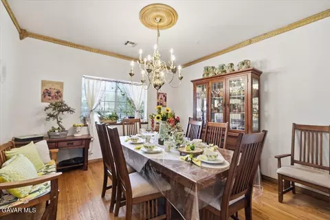 Dining - 44005 90th St E, Lancaster, CA 93535 photo 2 of 2
