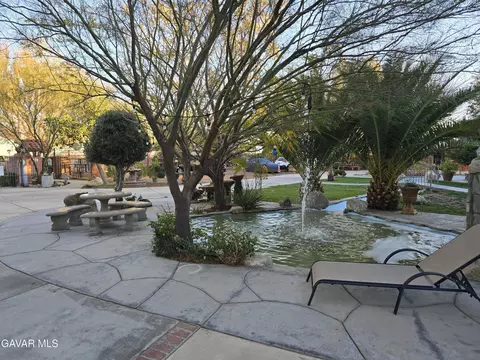 Exterior - 44005 90th St E, Lancaster, CA 93535 photo 10 of 67