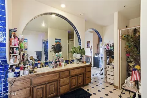 Bath - 44005 90th St E, Lancaster, CA 93535 photo 1 of 7