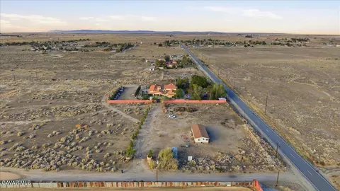 View/Area - 44005 90th St E, Lancaster, CA 93535 photo 5 of 10