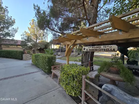 Exterior - 44005 90th St E, Lancaster, CA 93535 photo 21 of 67
