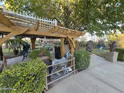 Exterior - 44005 90th St E, Lancaster, CA 93535 photo 20 of 67
