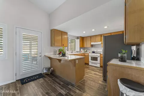 Kitchen - 36458 37th St E, Palmdale, CA 93550 photo 1 of 3