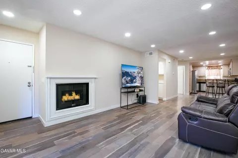 26922 Flo Ln #431, Santa Clarita, CA 91351