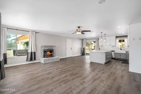 Living - 38721 156th St E, Palmdale, CA 93591 photo 1 of 5