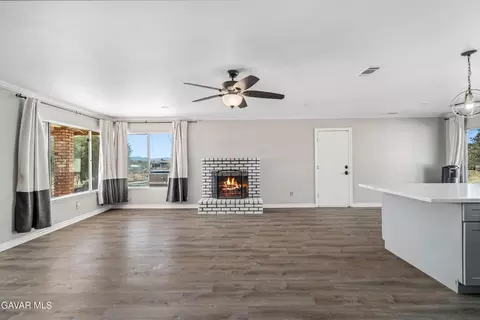Living - 38721 156th St E, Palmdale, CA 93591 photo 3 of 5