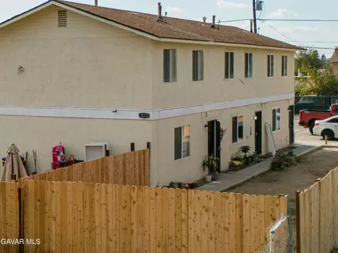 722 Williams St S, Bakersfield, CA 93307