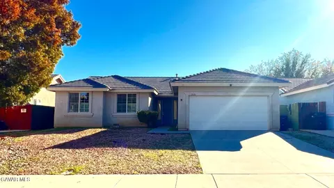 3536 Mount Lassen Ave, Rosamond, CA 93560