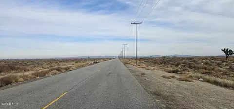 E 79th Vic Avenue G2 Street, Lancaster, CA 93535 photo 3