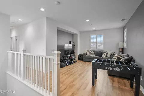 Entry Way - 3936 Saddle Dr, Palmdale, CA 93551 photo 2 of 2