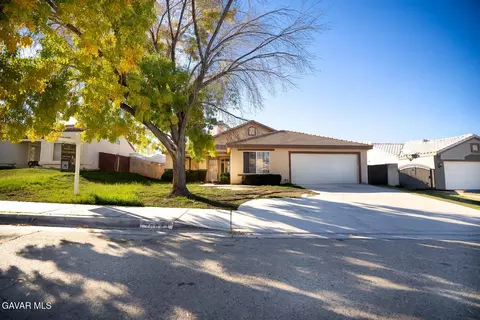 36641 Sulphur Springs Road Rd, Palmdale, CA 93552